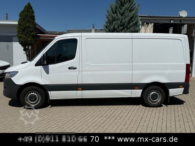 Duba panelată MERCEDES-BENZ Sprinter 315 RWD L2H1 Klima Kamera Navi Tempomat