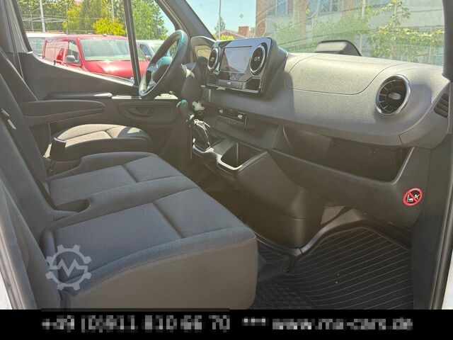 Duba panelată MERCEDES-BENZ Sprinter 315 RWD L2H1 Klima Kamera Navi Tempomat