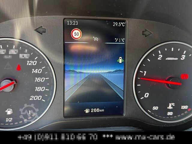 Duba panelată MERCEDES-BENZ Sprinter 315 RWD L2H1 Klima Kamera Navi Tempomat
