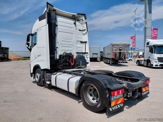 Cap tractor standard VOLVO FH 460