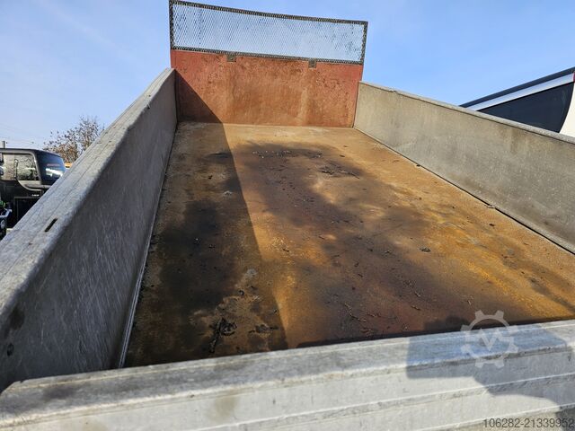 Trójstronna wywrotka Mercedes-Benz 1719 AK 4x4 V6 Steel/Steel Manuell Dreis