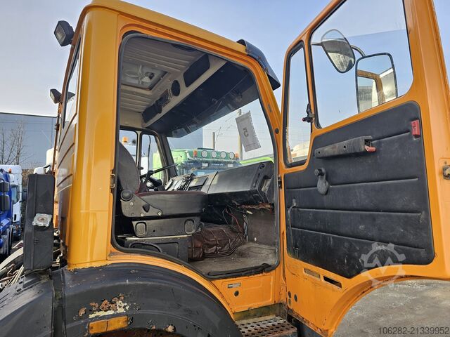 Trójstronna wywrotka Mercedes-Benz 1719 AK 4x4 V6 Steel/Steel Manuell Dreis