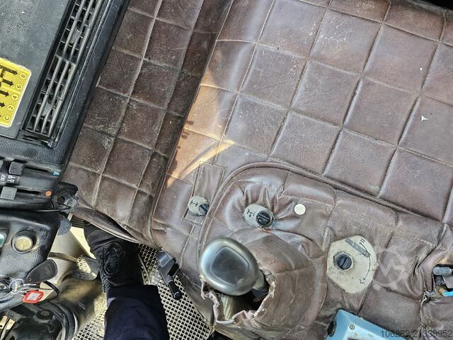 Trójstronna wywrotka Mercedes-Benz 1719 AK 4x4 V6 Steel/Steel Manuell Dreis