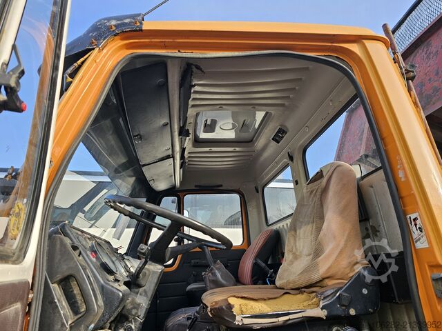 Trójstronna wywrotka Mercedes-Benz 1719 AK 4x4 V6 Steel/Steel Manuell Dreis