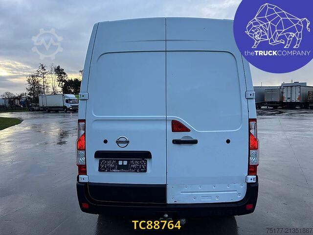 Furgon blaszak Nissan NV400 130.35 L3H2