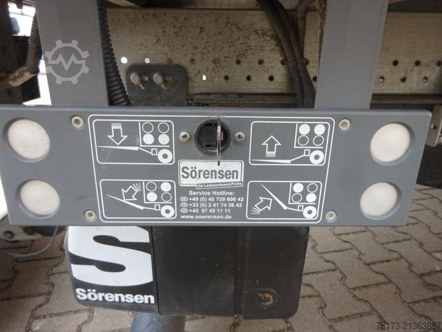 Vrachtwagen met bakwagen FORD Transit 350 L4 130PS HA Trend Koffer LBW