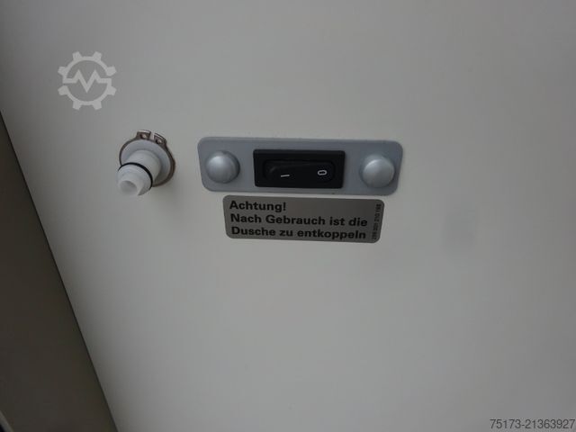 Caravan/camper FORD Nugget 185PS Autm. Aufstelldach Markise AHK Xeno