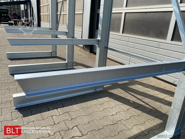 Konzolos állvány ca. 4,02 lfm. Kragarmregal  H: 350cm T: 137 cm , 500kg/Arm , 4 Lagerebenen