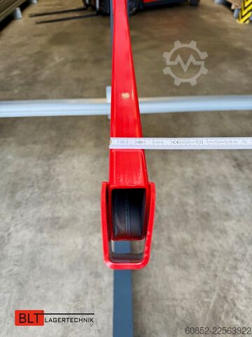 Cantilever racking, heavy-duty racking for long goods ca. 4 lfm. Kragarmregal H: 400cm ,Fuß +3 650 kg Belastung pro Arm , Langgutregal
