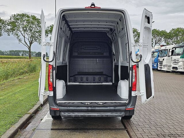 Kombi z wysokim dachem MERCEDES-BENZ ESPRINTER 47kwh 168km wltp