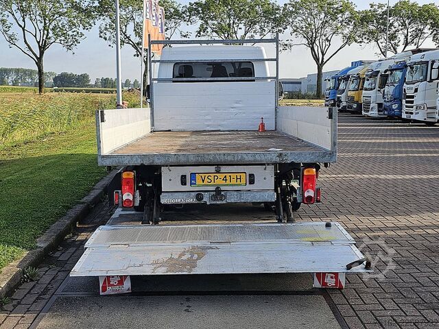 Piattaforma di carico RENAULT MASTER T35 laadklep EURO6