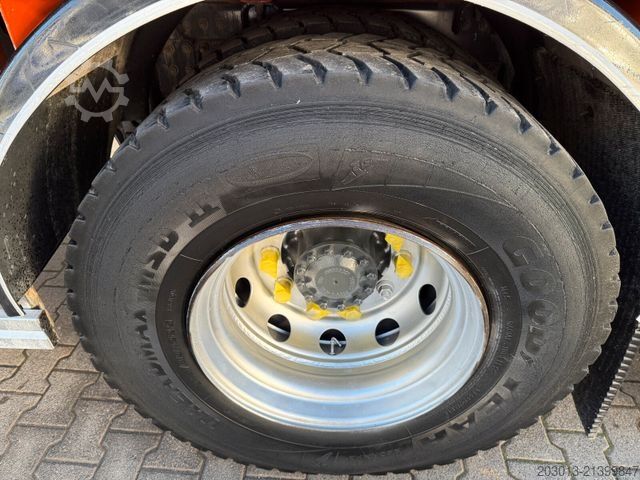 Valník RENAULT Premium Lander Pritsche mit Kran FASSI