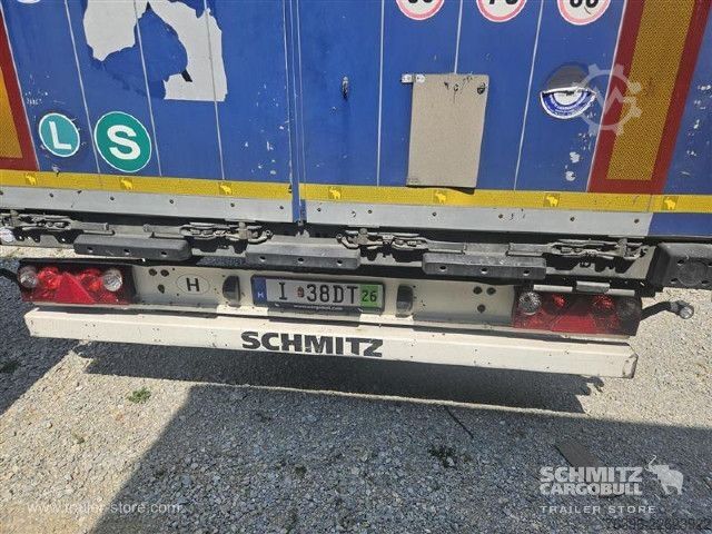 Semi-reboque aberto com lona Schmitz Cargobull Semitrailer Curtainsider Mega
