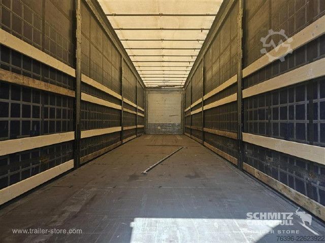 Semi-reboque aberto com lona Schmitz Cargobull Semitrailer Curtainsider Mega
