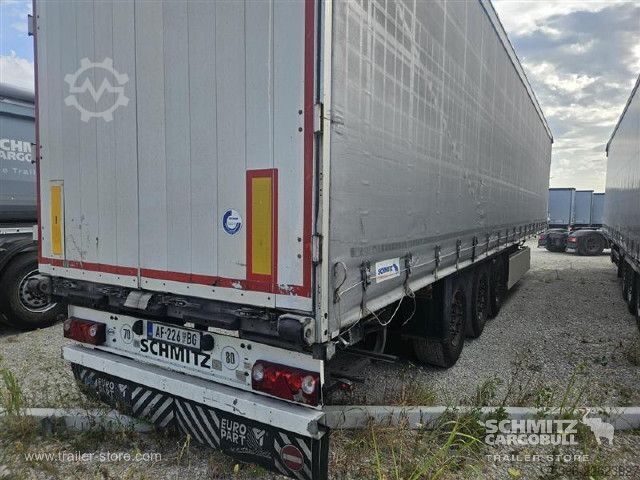 Semi-reboque aberto com lona Schmitz Cargobull Semitrailer Curtainsider Standard