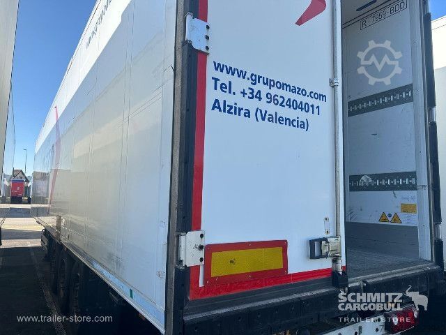 Koeloplegger Schmitz Cargobull Semitrailer Reefer Standard