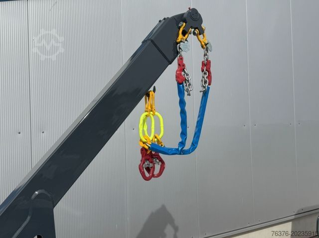 Transporter mit Kipper ISUZU M30 5.2 l. breitenverstellb Absetzkipp 1.5-10 m³