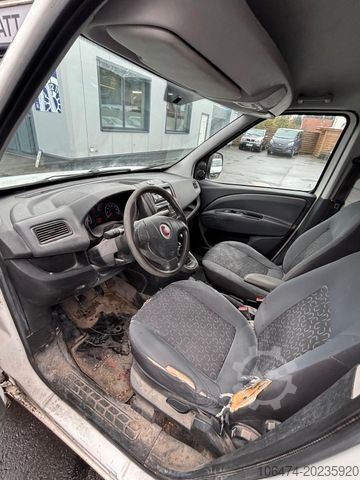 Fourgon tôlé FIAT Doblò SX Maxi Kasten
