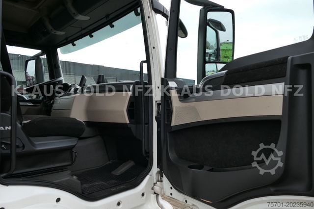 Camion frigorifique MAN TGS 26.420 Kühlkoffer Retarder LBW Lift-/Lenk