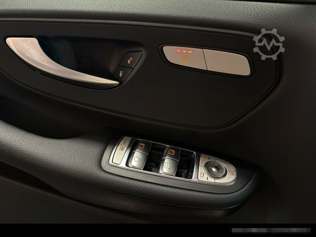 Minibus MERCEDES-BENZ V 220 d EDITION PANO+DISTRONIC+NAVI+KAMERA+LED
