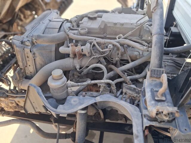 Piattaforma di carico Mitsubishi Canter Fuso 3C13 * N1 * Manual gearbox *