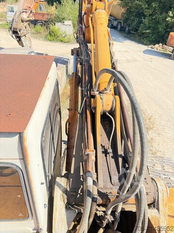 Escavatore cingolato Fiat-Hitachi FH 300 T