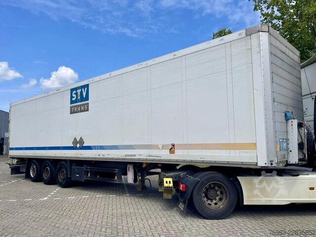  Schmitz Cargobull SAF AXLES, LIFT AXEL, DISC BRAKES, AIR SUSPENSION