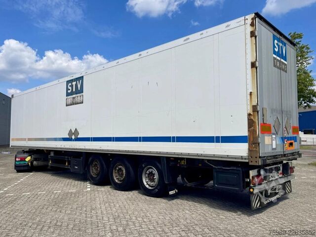  Schmitz Cargobull SAF AXLES, LIFT AXEL, DISC BRAKES, AIR SUSPENSION