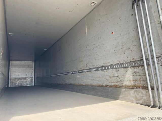  Schmitz Cargobull SAF AXLES, LIFT AXEL, DISC BRAKES, AIR SUSPENSION