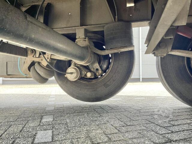 Caisse fermée Schmitz Cargobull SAF AXLES, LIFT AXEL, DISC BRAKES, AIR SUSPENSION