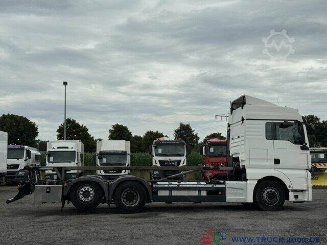 Felépítménycserélő teherautó MAN TGX 26.480 XLX Haus Bett hydr Hub Multi Wechsler