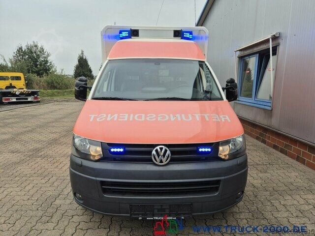 Πυροσβεστικό όχημα Volkswagen T5 2.0 TDI Automatic KTW Krankentransport Klima