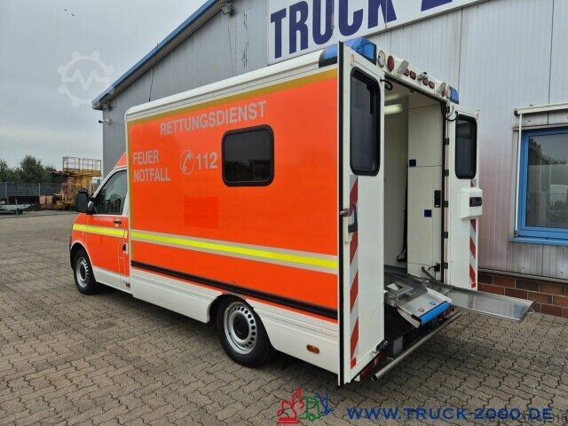 Brandweerwagen Volkswagen T5 2.0 TDI Automatic KTW Krankentransport Klima