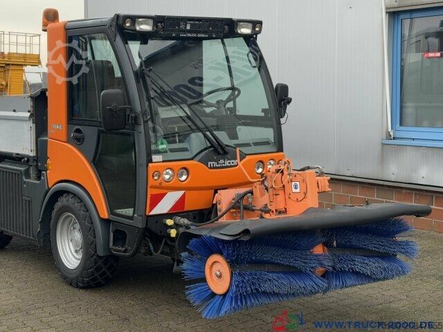 Οδοκαθαριστικό μηχάνημα Multicar Tremo X56 Winterdienst Streuer + Besen NUR 10TKM