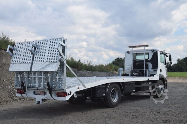 Autószállító teherautó MAN TGM 15.290 Maschinentransporter