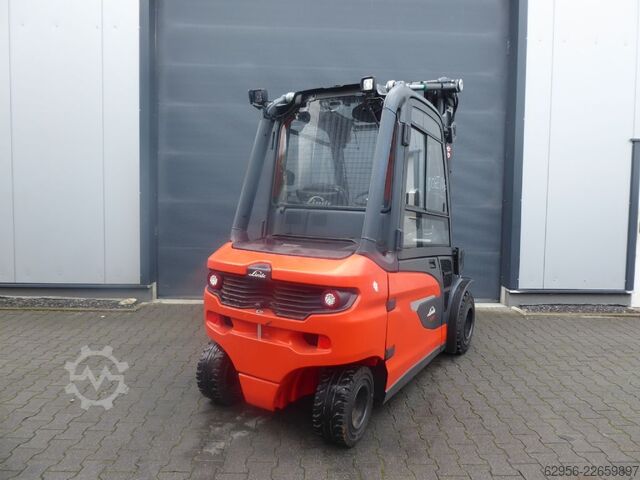 Elektro 4 Rad-Stapler Linde E35L-01 förderfähig
