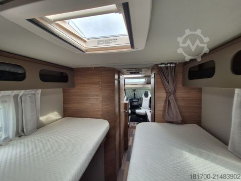 Półzintegrowany kamper Weinsberg CaraCompact 600 MEG EDITION [PEPPER] *Klima*Backofen*Rahmenfenster*