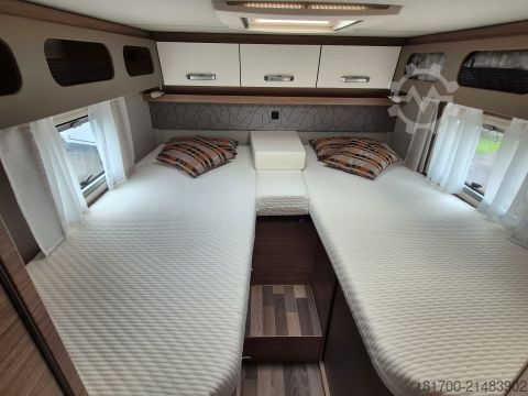 Półzintegrowany kamper Weinsberg CaraCompact 600 MEG EDITION [PEPPER] *Klima*Backofen*Rahmenfenster*