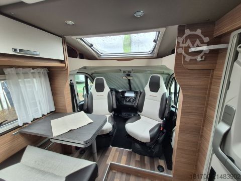 Półzintegrowany kamper Weinsberg CaraCompact 600 MEG EDITION [PEPPER] *Klima*Backofen*Rahmenfenster*