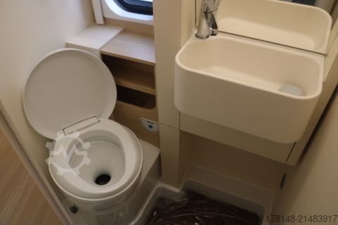 Kamper Eura Mobil Van 595 HB