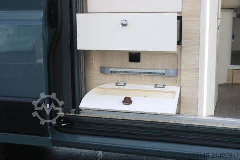 Kamper Eura Mobil Van 595 HB