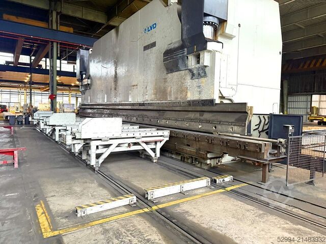 Hydrauliska kantpressar LVD PPEB 2000 ton x 14 meter CNC