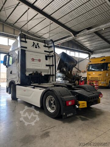Trattore stradale standard IVECO S-WAY 570 uff. Italia- FULL OPT.+ACCIAI