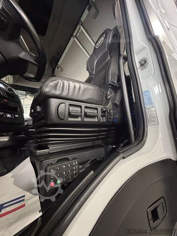 Trattore stradale standard IVECO S-WAY 570 uff. Italia- FULL OPT.+ACCIAI