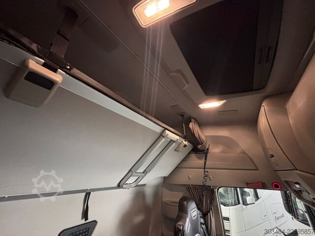 Trattore stradale standard IVECO S-WAY 570 uff. Italia- FULL OPT.+ACCIAI