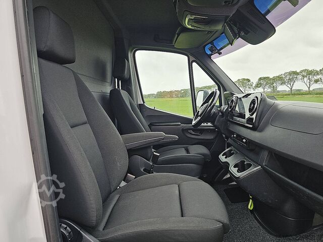 Plandeka MERCEDES-BENZ SPRINTER 319 V6 3.0 ac auto EURO6