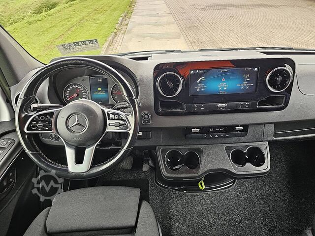 Plandeka MERCEDES-BENZ SPRINTER 319 V6 3.0 ac auto EURO6