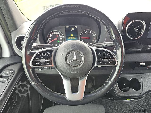 Plandeka MERCEDES-BENZ SPRINTER 319 V6 3.0 ac auto EURO6