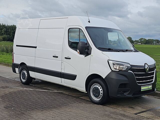 Carrinha de tejadilho alto RENAULT MASTER 2.3 L2H2 Navi Airco Eur6