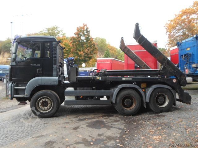 Haakarm vrachtwagen MAN TGA 26.440/6x4/ Absetzer